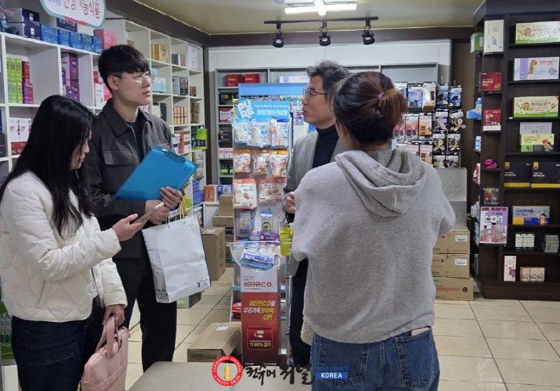 기획보도 사진2_시흥시 소상공인 원스톱 통합지원센터 현장 컨설팅.jpg