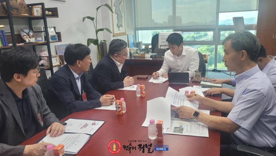 1. 고양시 제1부시장, 한준호 국회의원과 광역철도사업 현안 해결 공조 강화  (1).jpg