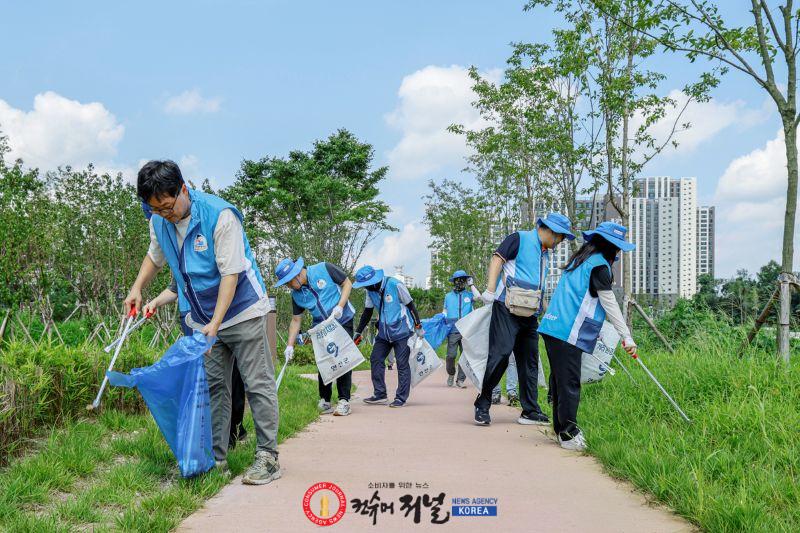 1.연천군, 대우건설과 함께 정부 균형발전 기조 맞춘 ‘푸른 연천 상생 플로깅’ 성료1.jpg