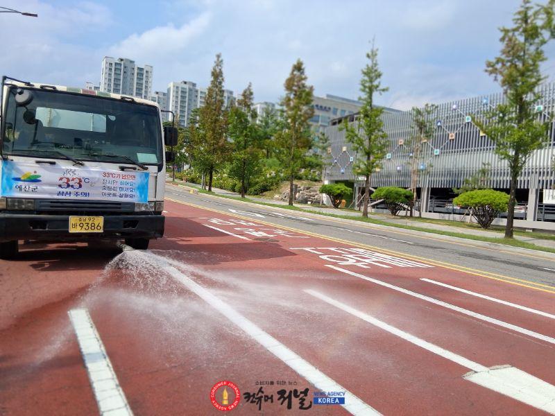 관내 도로 살수차 운행 모습 (2).jpg