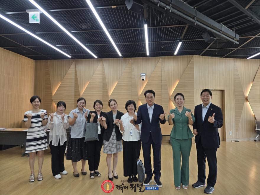 260804_심상록_의원__안민석_교육감_만나_‘광명지역_고교_학생_배정_개선_방안’_논의_(1).jpg