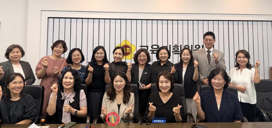 260811_서혜진_의원__유보통합_추진에_따른_보육_교육_정책_논의_(1).jpg