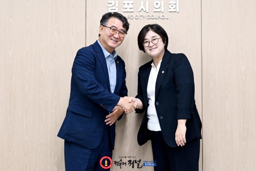 (사진1)인천시의회 이순학 부의장, 김포시와 인천 광역교통 현안 협력.jpg