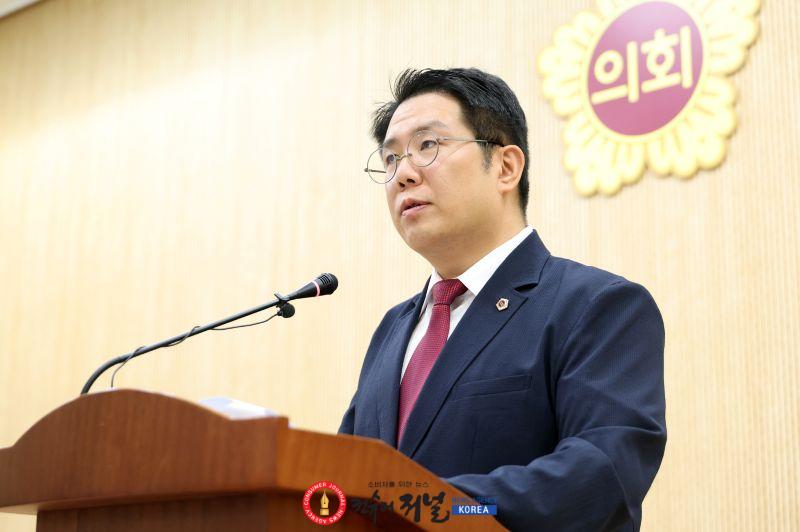 260813_김현석_의원_“서울은_빼고_과천은_속도전__과천_희생_전제로_한_9_800호_계획_철회해야”_(2).jpg