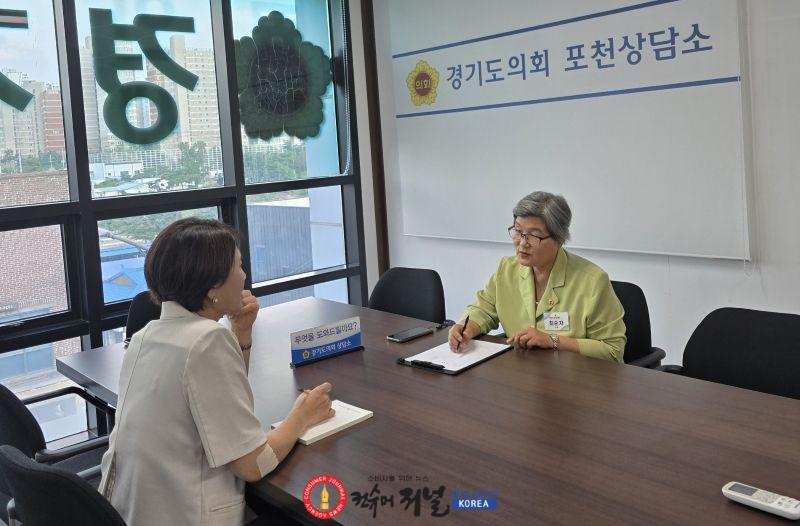 260814_최순자_의원__아동학대_무고_신고_등_보육현장_애로사항_청취.jpg