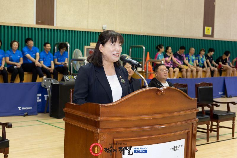 260818_김미수 고양특례시의회 의장, ‘2026 고양특례시 의장기배 한마음 복식 탁구대회’ 참석해 동호인 격려(2).jpg