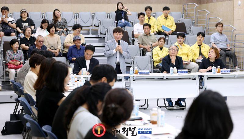 260818 남종섭 의장, 9월 개교 앞둔 용인 기흥중학교 현장점검 (1).jpg