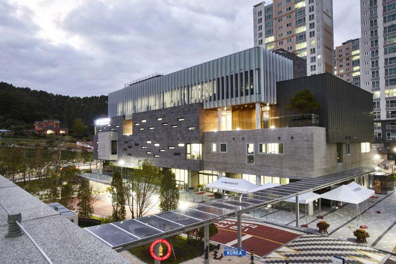 4.예산군보건소 전경.jpg
