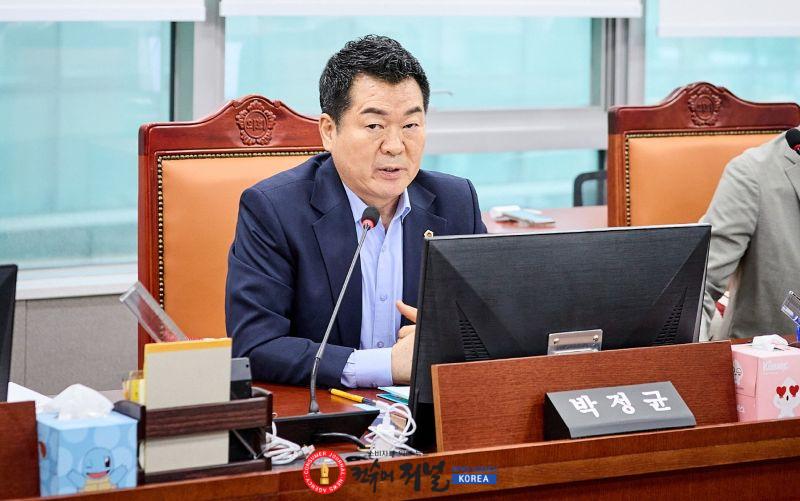 260819_박정균_의원__“경기도_자산이_적다._서울·인천·부산보다..._경기특별시가_해법...”.jpg