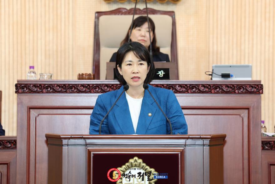 김정희 의원 사진.jpg