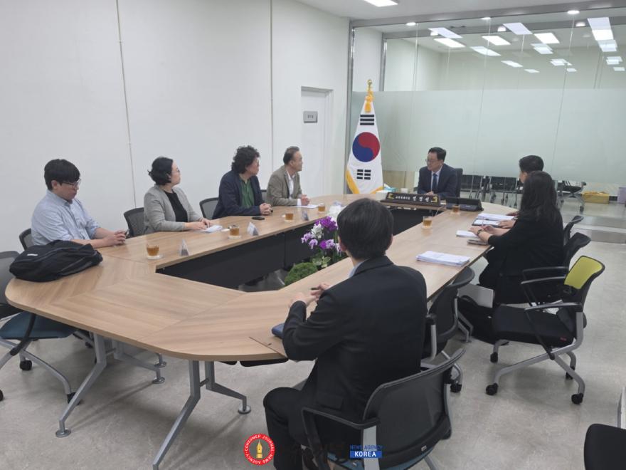 2. 고양시 신청사 건립, 타당성 재조사 본격화… LOMAC 연구진 신청사 예정부지 현장 점검 (1).jpg