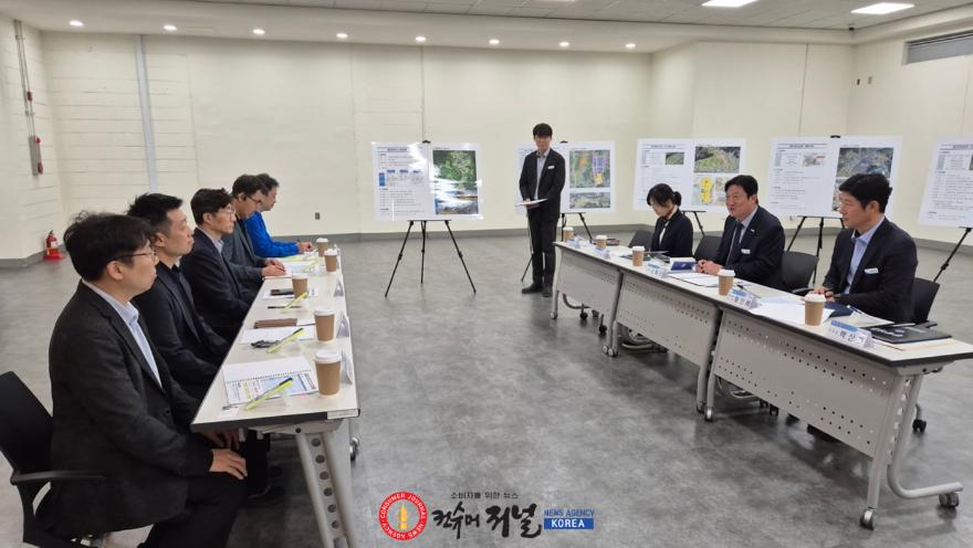 1. 손배찬 파주시장, 미군 반환공여구역 개발 위한 정부 지원 요청_캠프하우스 간담회 사진.jpg
