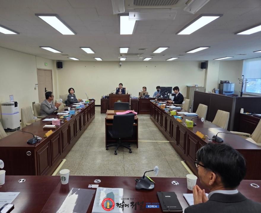 261007_고양시의회 환경경제위원회, 한국농어촌공사 고양지사와 고양시 농업생산기반시설 정비 및 농업발전 협력방안 논의.jpeg
