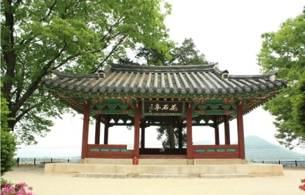 파주시, 경기도 문화유산 ‘화석정’ 현판 복원 복제 착수