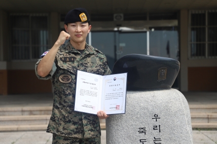 귀성부대 군의관 전성준 중위, 2만 분의 1 확률 뛰어넘어 백혈병 환자에 조혈모세포 이식 의료인으로서 사명 몸소 실천