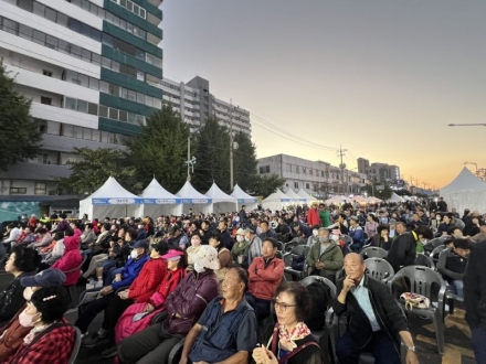 인천시, 가을바다의 맛과 흥으로 물든 ‘연안부두 꽃게 축제’ 개최