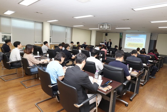 고양특례시의회, 행정사무감사 대비 역량강화 교육 실시