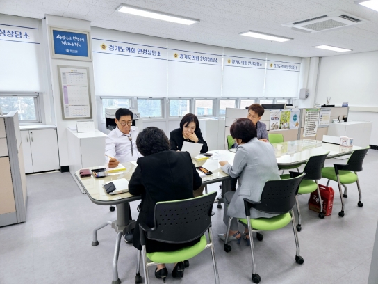 박명수·황세주 경기도의원, 안성 지역 발전 위해 ‘머리 맞대’
