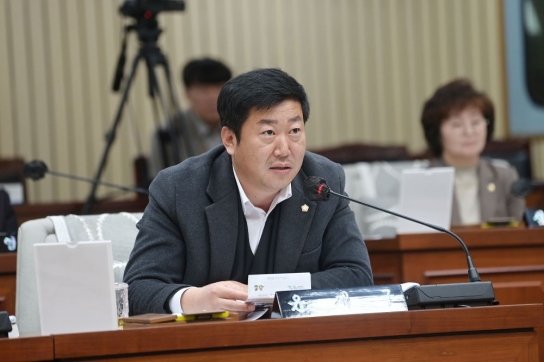 윤재구 연천군의원, 제290회 제2차 정례회 통해 세무과 군정질문 가져