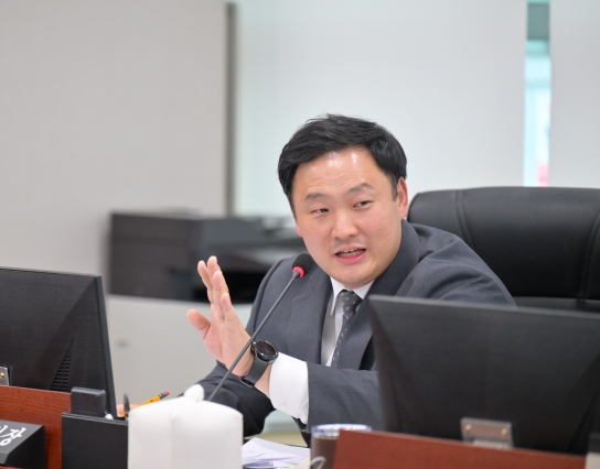 고준호 경기도의원, 파주시″시청 청사 공론화는 강조, 민생회복지원금 정책은 왜 생략?″