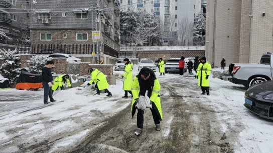 고양시, 기습강설에 따른 제설 작업 총력 대응 나서