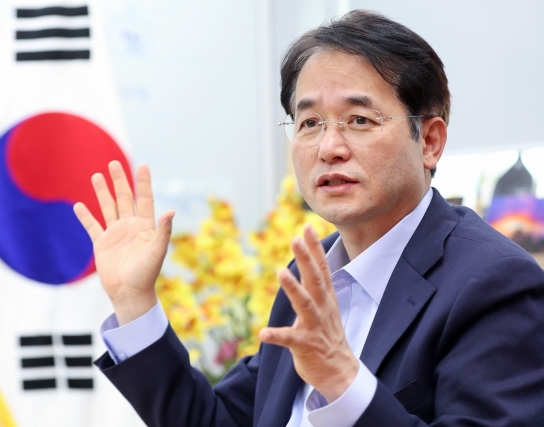 【기획보도】 이동환 고양시장 “친환경 녹색 주차장 조성해 주차장 격 높일 것”