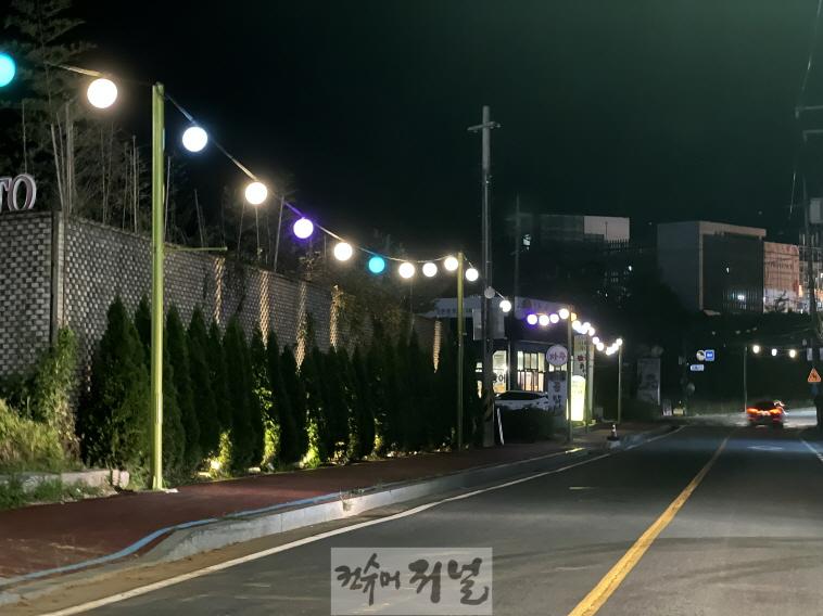 2. 파주시 탄현면 성동리 맛고을, ‘빛의 거리’로 재탄생 (1).jpeg