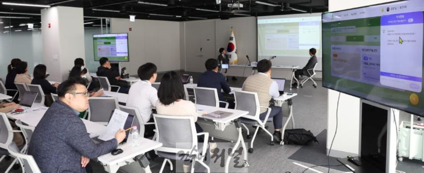 241008_경기도교육청_하이러닝__서비스_고도화로_미래형_교실_수업에_한_발_더(사진1).jpg