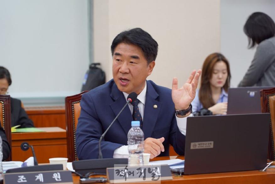 손짓.JPG