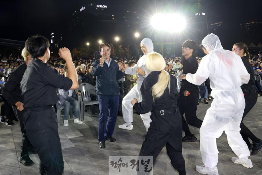 [포토] 3-2. 거리예술축제 ‘2024 고양호수예술축제’ 화려한 막 올려.jpg