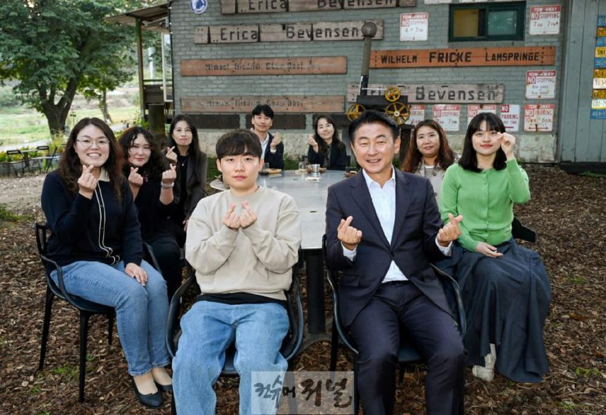 1.자치행정과(김동근 의정부시장, 카페무지개로 직원들에게 감사와 격려의 말 전해)1.JPG