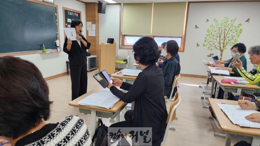 (2-1) 남동글벗학교, QR코드로 제2경인선 조속추진 서명운동 참여(큐알 서명 수업).jpg