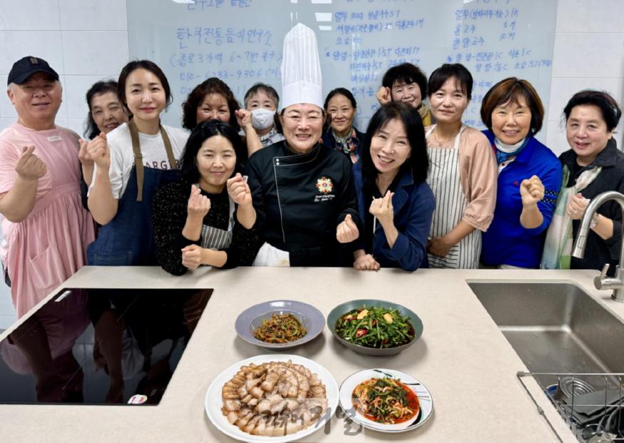3. 고양시, 일산열무를 이용한 3가지 요리 실습 교육 실시 (2).jpg