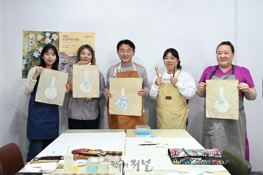 1.기획예산과(김동근 의정부시장, 시민들과 민화 그리며 소통의 시간 가져)1.jpg