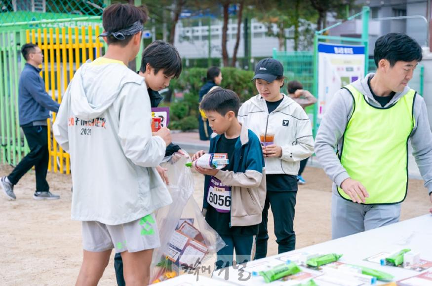 2.생태하천과(의정부시, 동오마실런(RUN) 참가자 75% 동오마을에서 식사)1.jpG