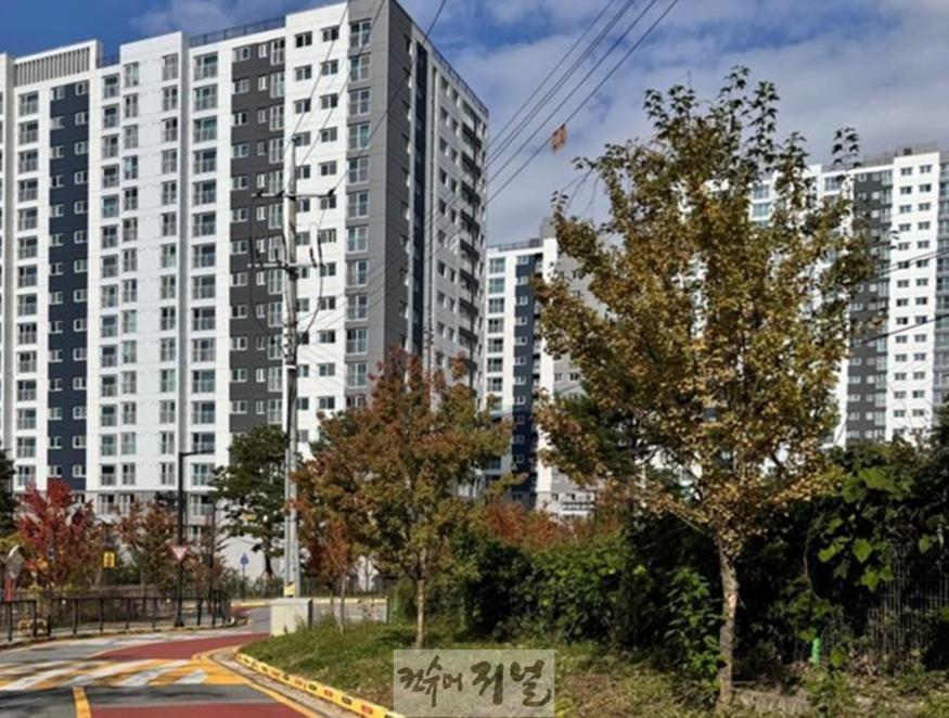 2.도로관리과(의정부시, 고산지구 일원 과도한 표지판 통합 정비하는 ‘도시 비우기 프로젝트’ 실시)1-후.jpg
