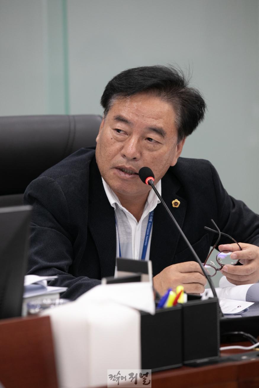 241118 김동규 의원, 사업주체 고양시의 한류천 개발 방치가 경기도탓.JPG