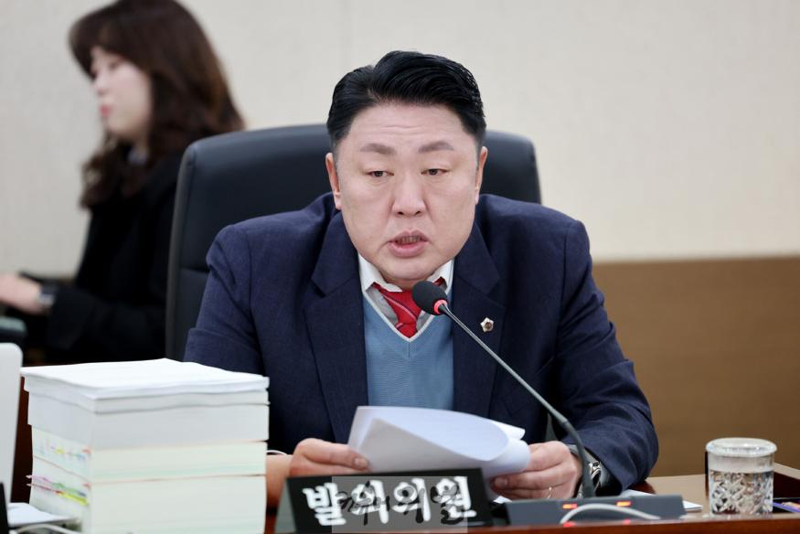 241125_제299회_인천광역시의회_제2차_정례회_제2차_문화복지위원회_101248490.jpg