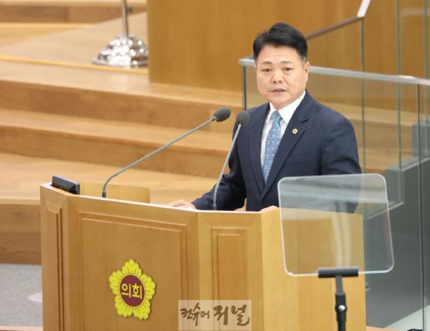 241129 이인규 의원, “경기도교육청의 잦은 조직개편 군사작전과도 같아...” 우려 표명.jpg