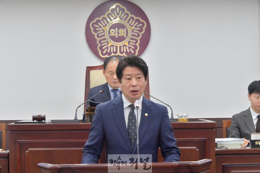[사진] 황주룡 의원.JPG