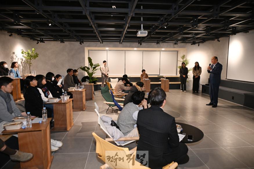 1. 청년이 묻고, 동두천이 답하다 … 동두천시, 청년 토크콘서트 개최(1).jpg