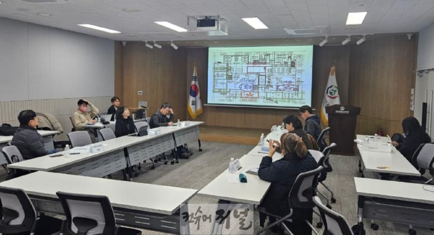 241209_경기도교육청_조원청사__교육공동체_대상_공간재구조화사업_소통_이어가(사진1).jpg