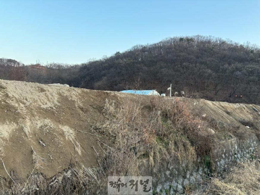 연천군, 불법성토단속 TF 운영…불법행위 2건 적발.jpg