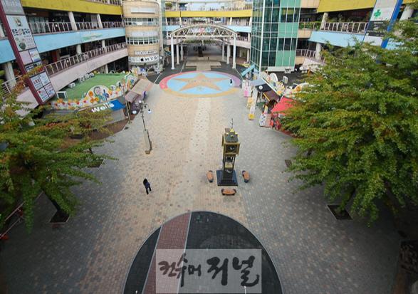 (구와동)1-4. 라페스타 광장.jpg