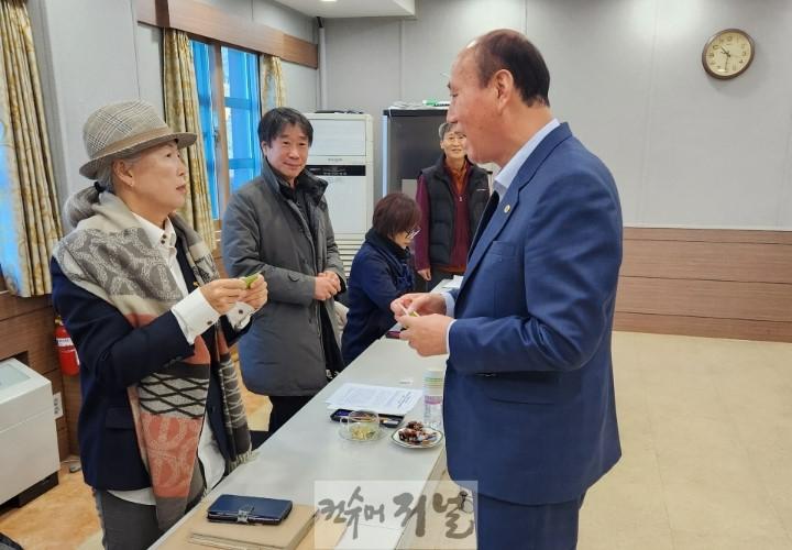 8. 동두천시, (구)성병관리소 관련 철거 저지 단체와의 간담회 개최(1).jpg