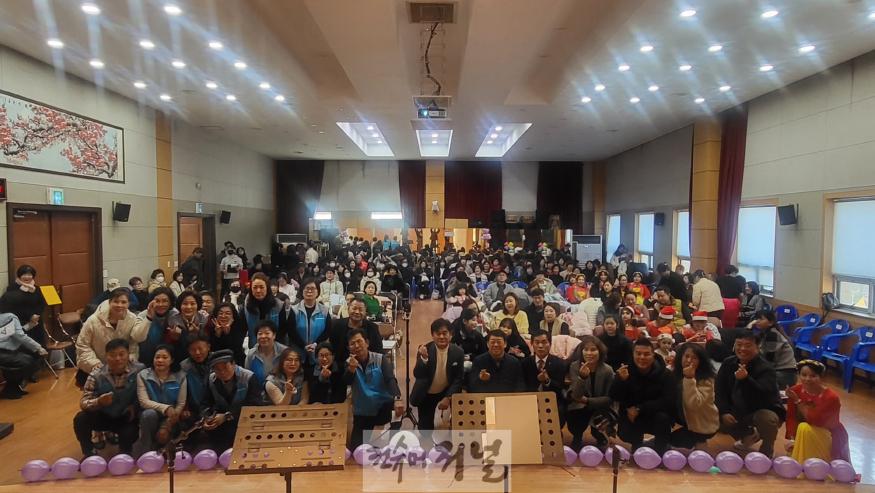 보도자료5 정왕1동, 주민자치 프로그램 발표회ㆍ송년 자선 음악회.JPG