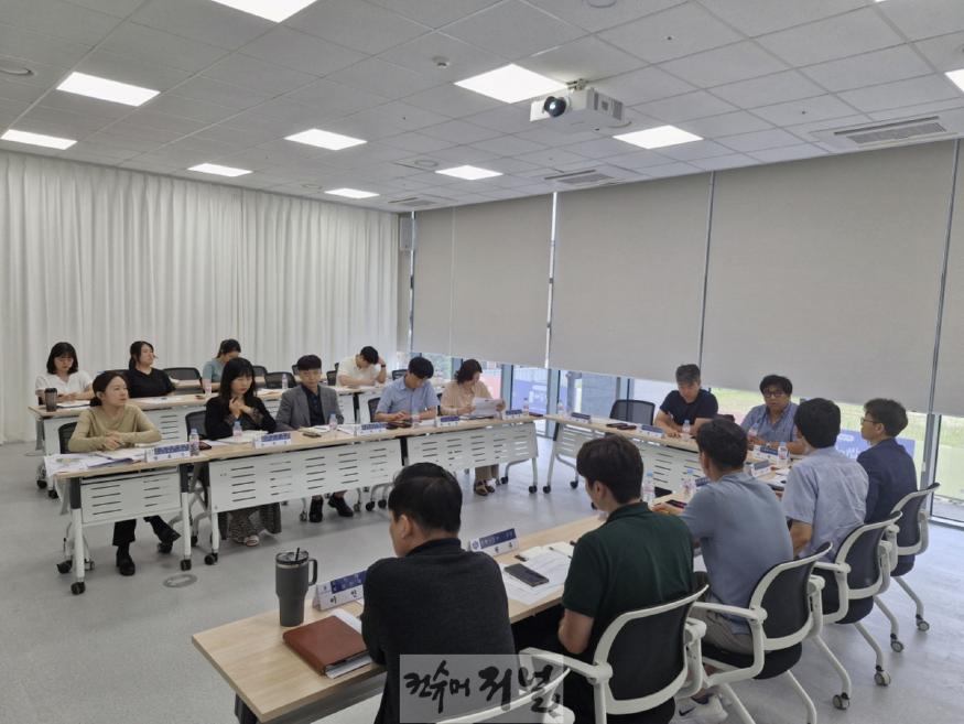 1-5. 창릉지구 기업 유치 위한 민관공 협의체 회의.jpg