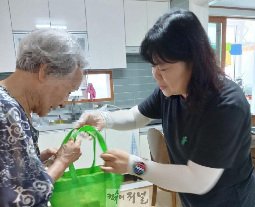 1227 작전2동 보장협의체, 고독사 예방 위해 구슬땀 (1).jpg