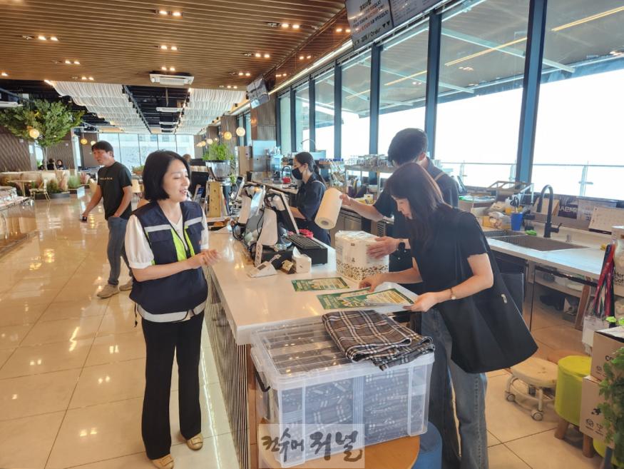 보도자료3 거북섬동, 찾아가는 종이팩 수거 사업 지역상인 참여도 ‘껑충’.jpg