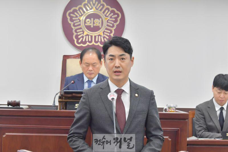 [사진] 권영기 의원.JPG